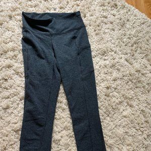 herringbone gray leggings with pockets